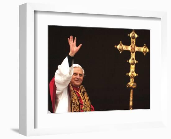 Pope Benedict XVI Waves to the Crowd-null-Framed Photographic Print