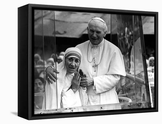 Pope John Paul II Holds His Arm Around Mother Teresa-null-Framed Stretched Canvas