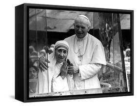 Pope John Paul II Holds His Arm Around Mother Teresa-null-Framed Stretched Canvas