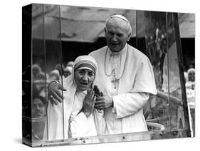 Pope John Paul II Holds His Arm Around Mother Teresa-null-Stretched Canvas