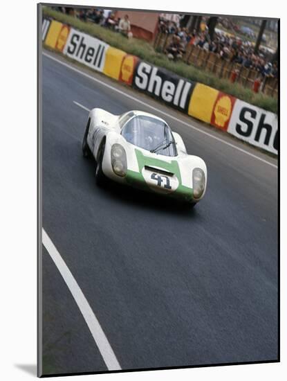 Porsche 907-6 driven by Siffert-Herrman, 1967 Le Mans-null-Mounted Photographic Print