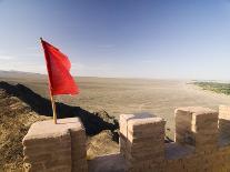 Red Flag Flying on Overhanging Great Wall, UNESCO World Heritage Site, Jiayuguan, Gansu, China-Porteous Rod-Photographic Print