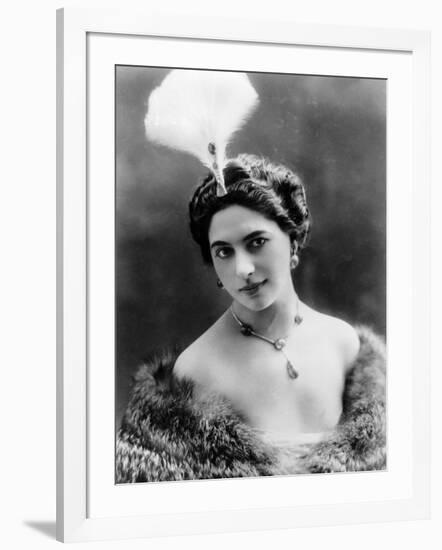 Portrait around, 1900 of the famous Dutch dancer MATA HARI, in a white dress (b/w photo)-null-Framed Photo