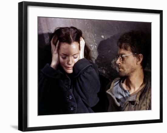 PORTRAIT by GROUPE with DAME, 1976 directed by ALEKSANDER PETROVI Romy Schneider and Brad Dourif (p-null-Framed Photo