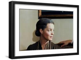 PORTRAIT by GROUPE with DAME, 1976 directed by ALEKSANDER PETROVI Romy Schneider (photo)-null-Framed Photo