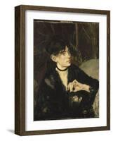 Portrait de Berthe Morisot à l'éventail-Edouard Manet-Framed Giclee Print