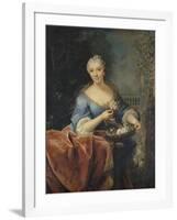 Portrait de dame tenant une corbeille de Fleurs sur fond de parc avec une balustrade et une statue-Jean Raoux-Framed Giclee Print