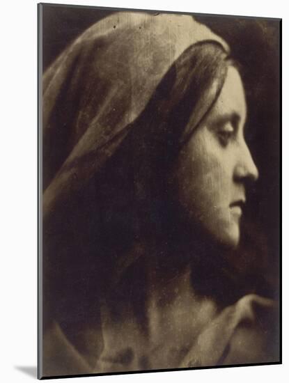 Portrait de Fanny Saint John-Julia Margaret Cameron-Mounted Giclee Print