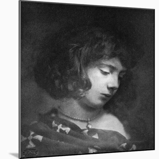 Portrait of a Young Woman, 1902-1903-Finlay Lewis-Mounted Giclee Print