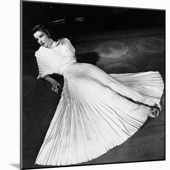 Portrait of Actress Katharine Hepburn on the Broadway Set of "The Philadelphia Story"-Alfred Eisenstaedt-Mounted Premium Photographic Print