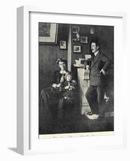 Portrait of Edgar Wallace and Family-null-Framed Photographic Print