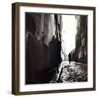 Portrait of Edith Piaf-null-Framed Photographic Print