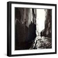 Portrait of Edith Piaf-null-Framed Photographic Print