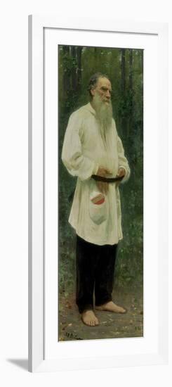 Portrait of Lev Tolstoy (1828-1910) 1901-Ilya Efimovich Repin-Framed Giclee Print