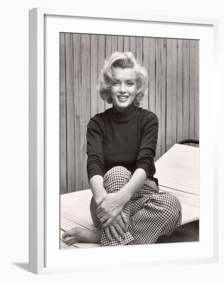 Portrait of Marilyn Monroe at Home-Alfred Eisenstaedt-Framed Premium Photographic Print