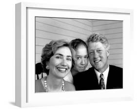 Portrait of President Bill Clinton, Daughter Chelsea and Wife Hillary Rodham Clinton-Alfred Eisenstaedt-Framed Photographic Print