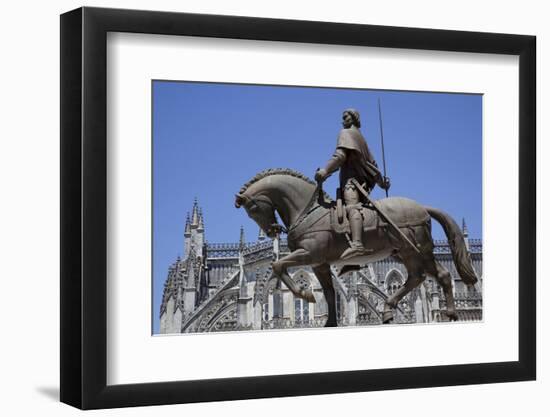 Portugal, Batalha, Monastery of Batalha, Statue-null-Framed Photographic Print