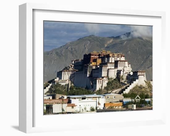 Potala Palace, Former Palace of the Dalai Lama, Unesco World Heritage Site, Lhasa, Tibet, China-Ethel Davies-Framed Photographic Print