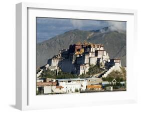 Potala Palace, Former Palace of the Dalai Lama, Unesco World Heritage Site, Lhasa, Tibet, China-Ethel Davies-Framed Photographic Print