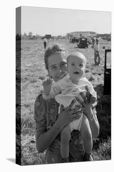 Potato Picking Mother with Baby-Dorothea Lange-Stretched Canvas