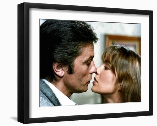 Pour la peau d'un flic by Alain Delon with Alain Delon and Anne Parillaud, 1981 (photo)-null-Framed Photo