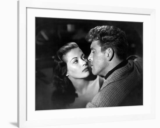 Pour toi j'ai tue CRISS CROSS by RobertSiodmak with Yvonne by Carlo, Burt Lancaster, 1949 (b/w phot-null-Framed Photo