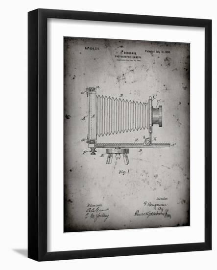 PP985-Faded Grey Photographic Camera Patent Poster-Cole Borders-Framed Giclee Print