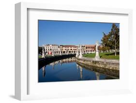 Prato della Valle, a 90000 square meter elliptical square in Padova, the largest square in Italy-Carlo Morucchio-Framed Photographic Print