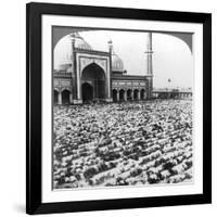 Praying at Jumma Musjid, Delhi, India, 1904-Underwood & Underwood-Framed Giclee Print