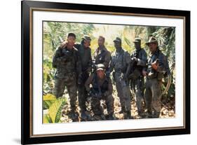 PREDATOR, 1987 directed by JOHN McTIERNAN Arnold Scharzenegger, Carl Weathers (center) and Jese Ven-null-Framed Photo