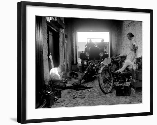 Preparation for the 1924 Isle of Man Amateur TT Race-null-Framed Photographic Print