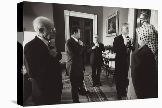 Pres. Clinton and Middle East Leaders before Signing to Extend Palestinian Rule on the West Bank-null-Stretched Canvas