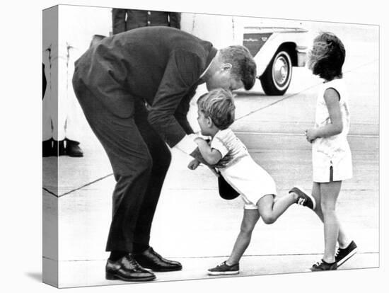 Pres John Kennedy and Children, John Jr and Caroline at Squaw Island, Massachusetts, Aug 23, 1963-null-Stretched Canvas