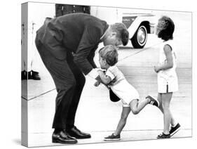 Pres John Kennedy and Children, John Jr and Caroline at Squaw Island, Massachusetts, Aug 23, 1963-null-Stretched Canvas