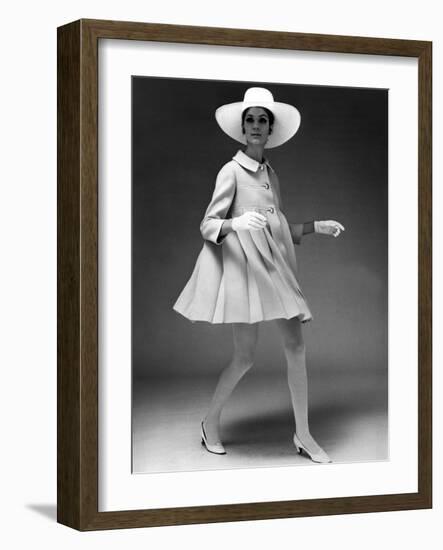 Presentation on February 19, 1967 of Fashion by Jacques Heim, Paris : Dress Coat with Hat-null-Framed Photo