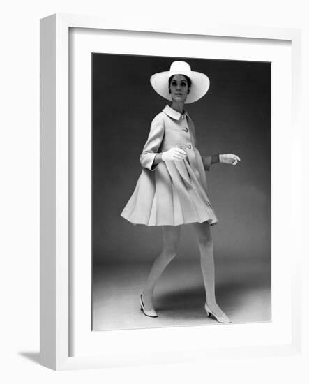 Presentation on February 19, 1967 of Fashion by Jacques Heim, Paris : Dress Coat with Hat-null-Framed Photo