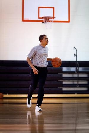 https://imgc.allpostersimages.com/img/posters/president-barack-obama-dribbles-the-basketball-at-fort-mcnair-in-washington-d-c-on-may-9-2009_u-L-PIHUB50.jpg?artPerspective=n