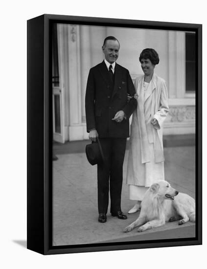 President Calvin and Grace Coolidge Acknowledge Greetings from Crowd on Nov. 5, 1924-null-Framed Stretched Canvas