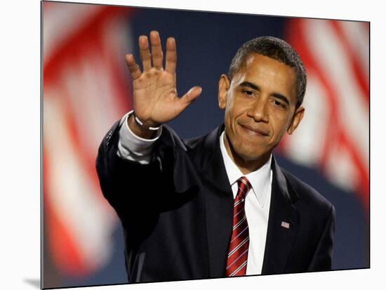 President-Elect Barack Obama Waves after Acceptance Speech, Nov 4, 2008-null-Mounted Photographic Print