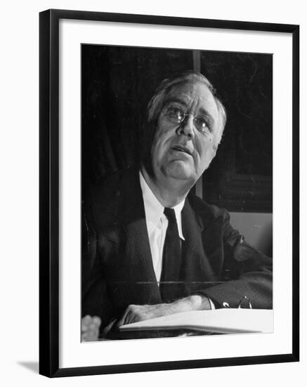 President Franklin D. Roosevelt Making a Speech-null-Framed Photographic Print