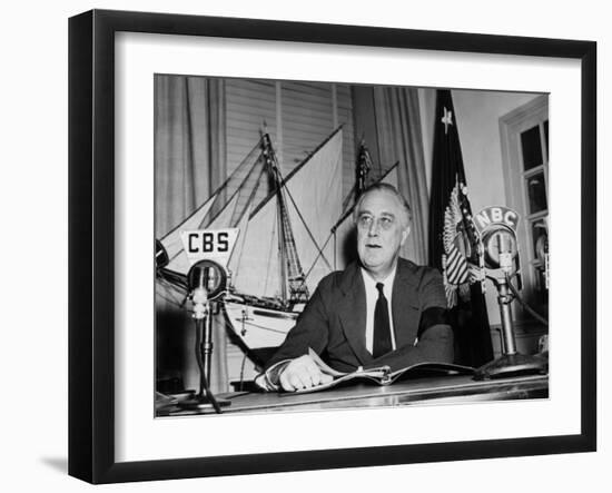 President Franklin D. Roosevelt, Speaking to the United States, 1940s-null-Framed Photo