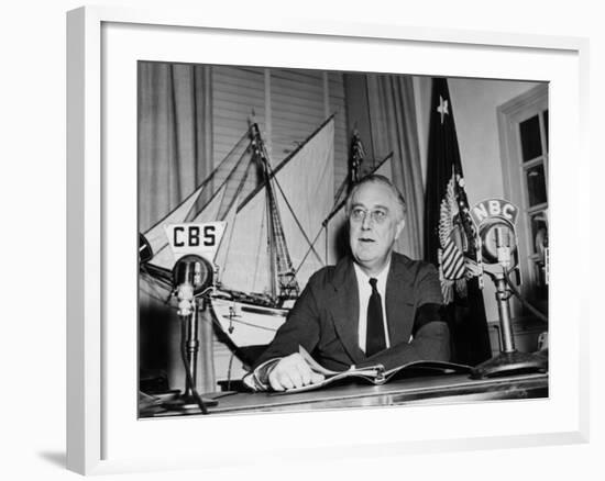 President Franklin D. Roosevelt, Speaking to the United States, 1940s-null-Framed Photo