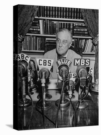 President Franklin D. Roosvelt, Broadcasting a Speech over the Radio from the White House-null-Stretched Canvas