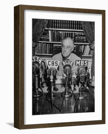 President Franklin D. Roosvelt, Broadcasting a Speech over the Radio from the White House-null-Framed Photographic Print