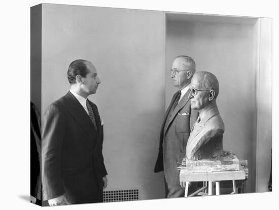 President Harry Truman Poses Next to the Bust by Artist Felix De Weldon (Left), Jan. 7, 1949-null-Stretched Canvas