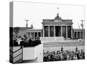 President John Kennedy Visits the Berlin Wall-null-Stretched Canvas