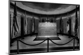 President Lincoln Tomb BW-Steve Gadomski-Mounted Photographic Print