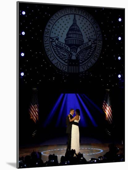 President Obama and First Lady Michelle Obama Dance, Neighborhood Inaugural Ball, January 20, 2009-null-Mounted Photographic Print