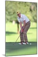President Reagan Playing Golf at the Annenberg Estate in Rancho Mirage California, Dec. 30, 1986-null-Mounted Photo