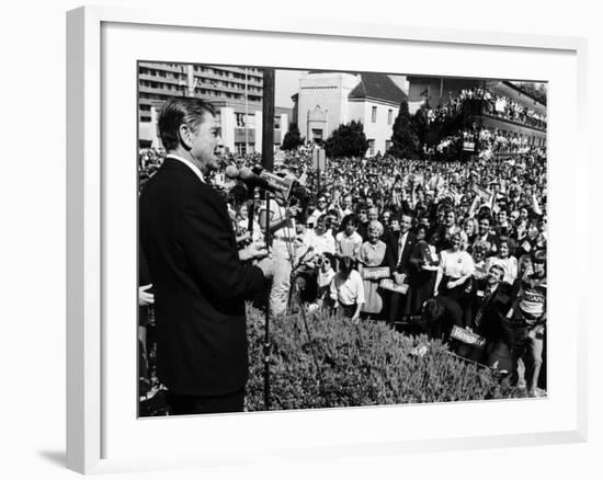 President, Ronald Reagan, During His Campaign for the Presidency, Alabama, 1980-null-Framed Photo